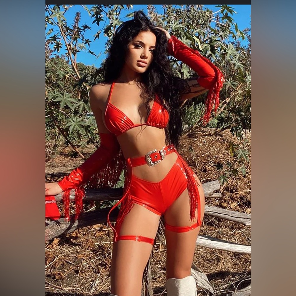Wild West cowgirl costume